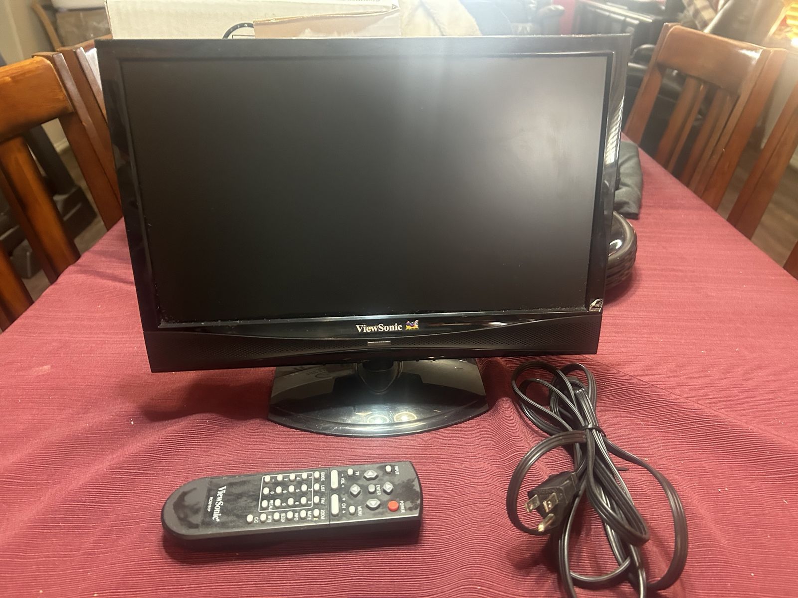 Sylvania LC225SSX 22” TV