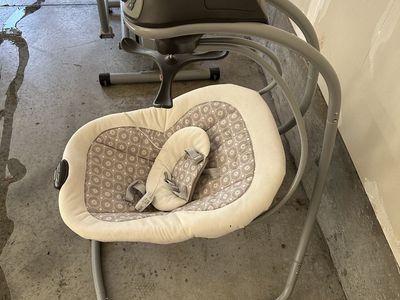 Baby swing