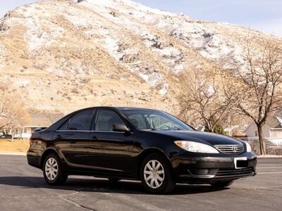 2005 TOYOTA CAMRY LE