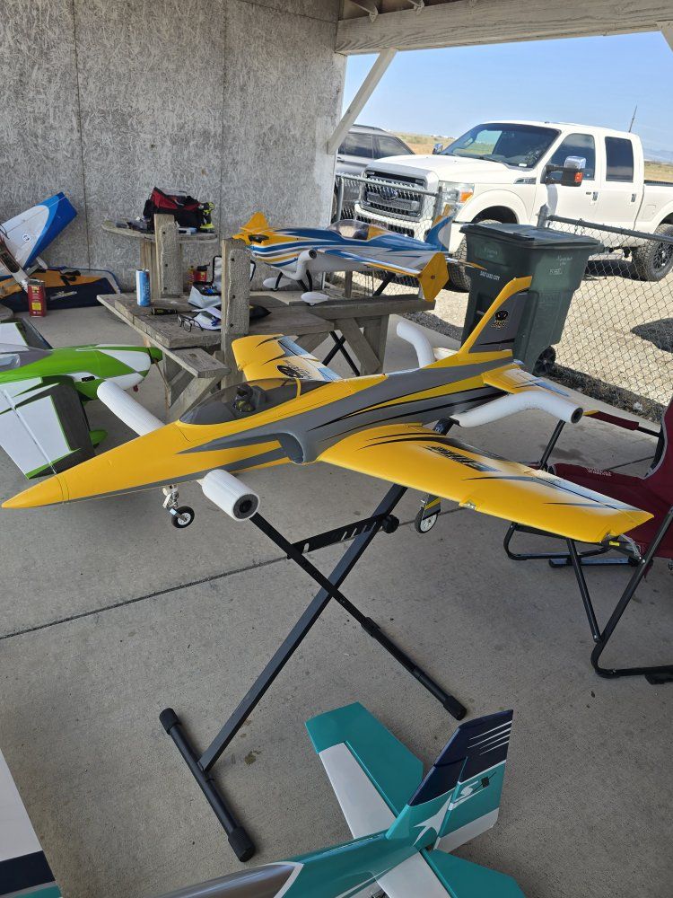 e flite habu 80 xs.