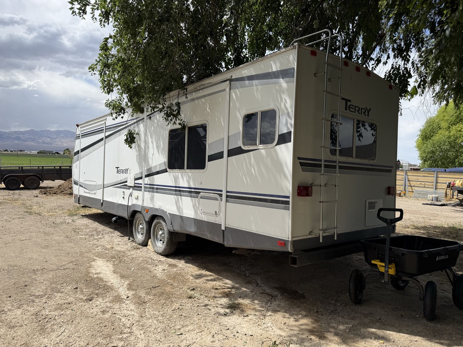 Remodel Project – MUST GO ASAP- Fleetwood Terry Trailer – ($4,500) sold AS IS!