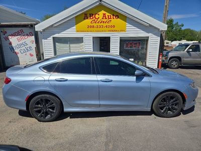 2015 Chrysler 200 Limited