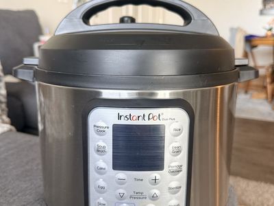 Instant Pot Duo Plus 6 Qt.