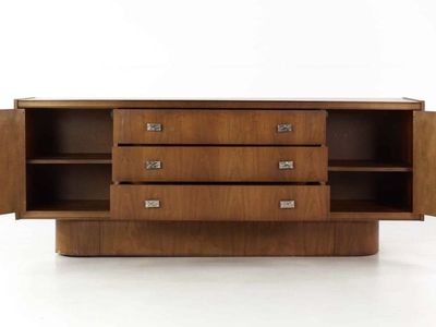 Beautiful vintage Mid Century Modern Credenza, entertainment center, vintage MCM, Dresser, Paul Evans Brutalist style
