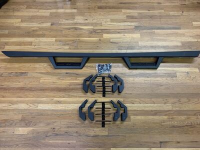 Rough Country JT Jeep Gladiator Contoured Drop Steps Gladiator JT 90762