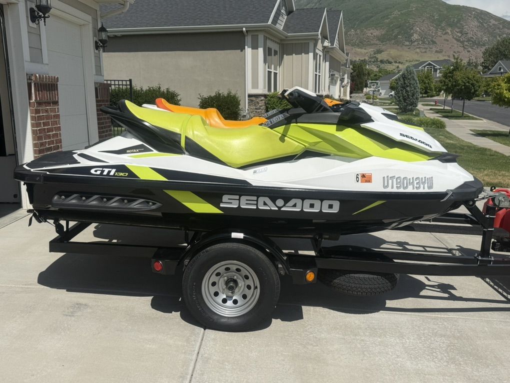 2018 Sea-Doo GTI 130 SE + 2015 Sea-Doo GTI 130