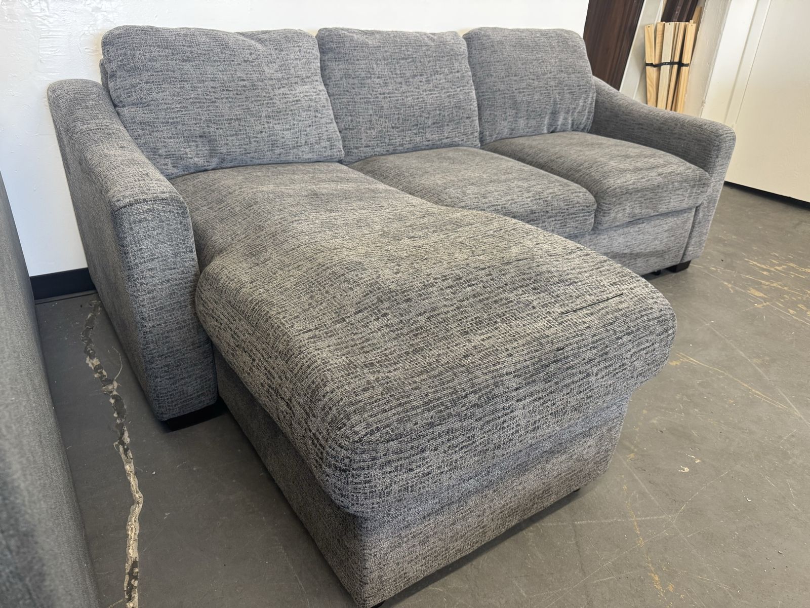 GRAY COSTCO CODDLE SLEEPER SECTIONAL SOFA COUCH