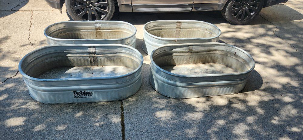 Behlen Country Galvanized Stock Tanks - Set of 4, Used