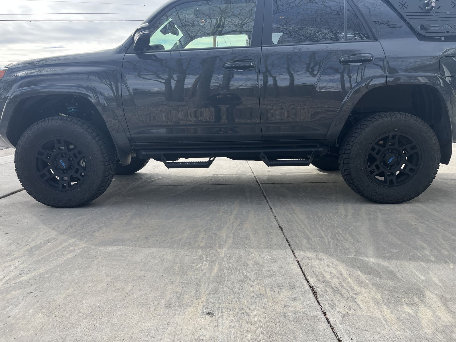 Toyota TRD Pro 17” wheels w/ Falken Wildpeak AT3W 265/70R17