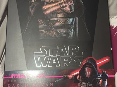Hot Toys Darth Revan Special Edition (Complete) – Like New – $450 OBO