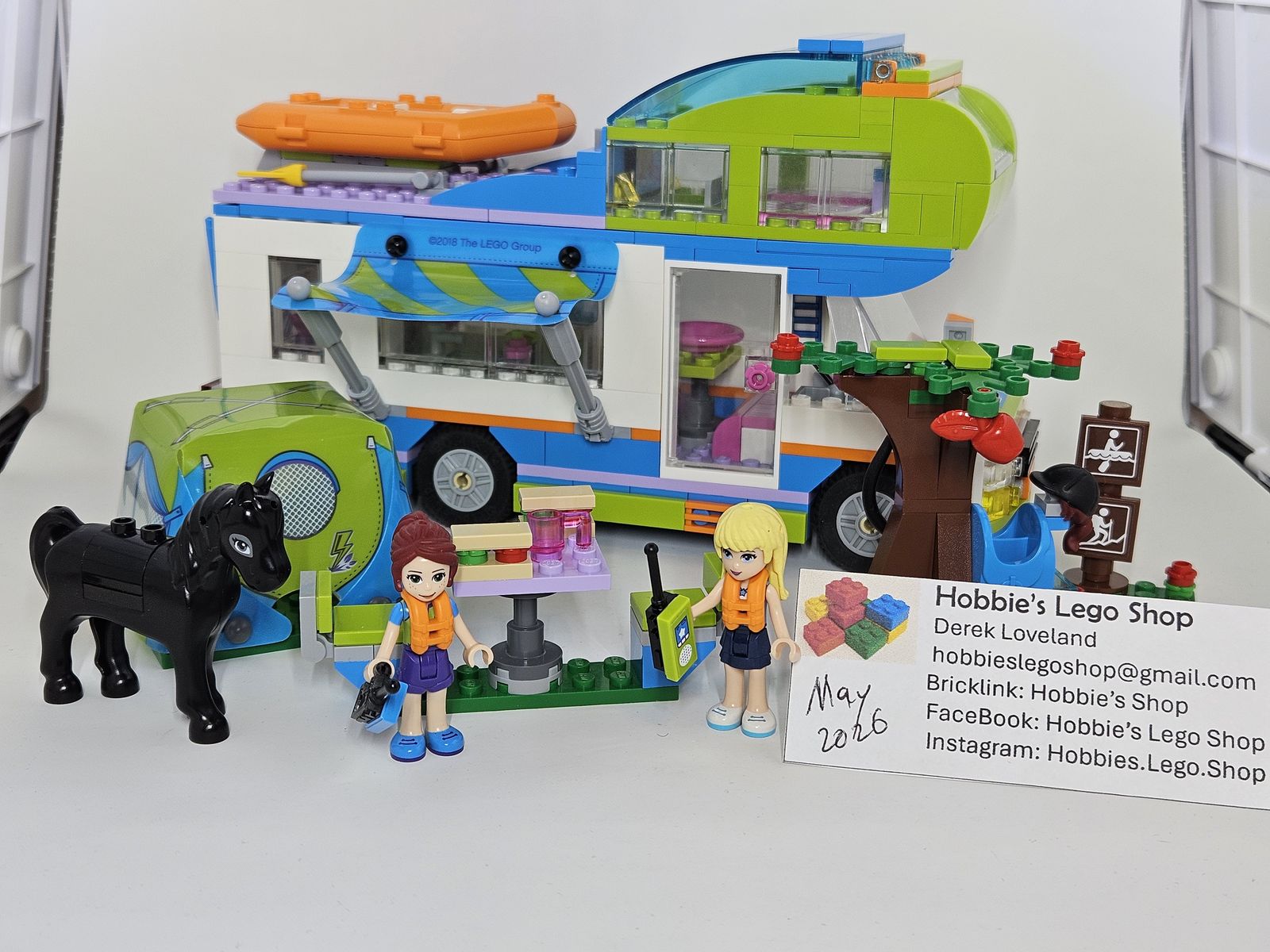 Lego Friends: Mia's Camper Van (41339)