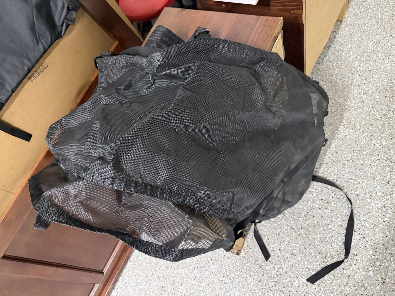 Main image 6
