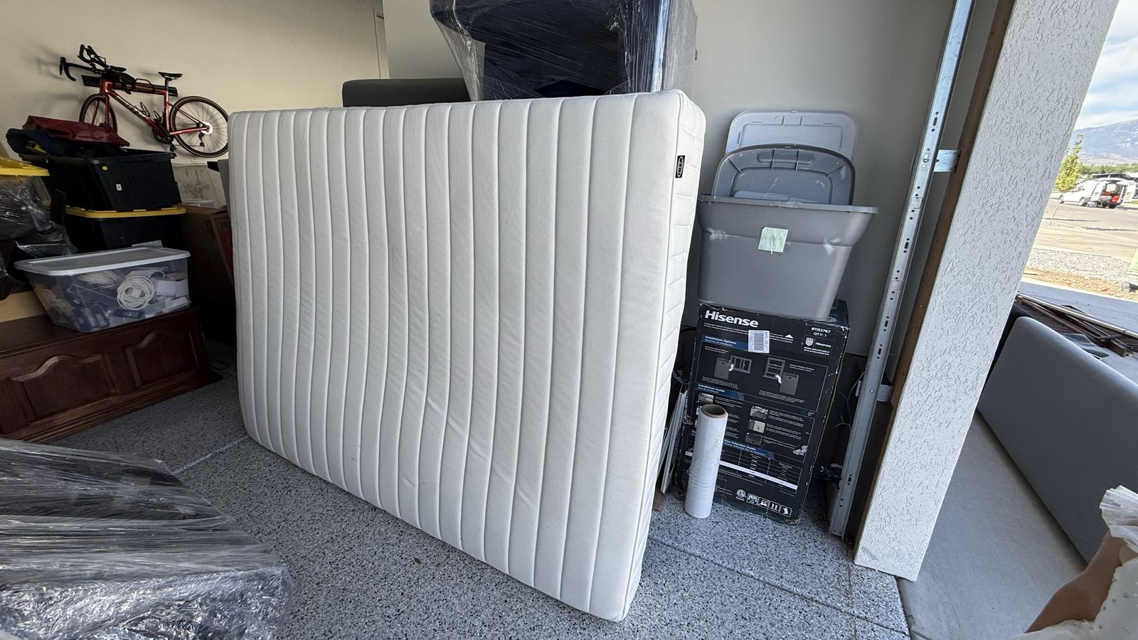 IKEA Queen Mattress | Medium Firm | Clean & Comfortable