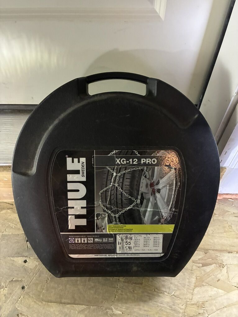 SNOW CHAINS (Thule XG-12 Pro Tire Chains)