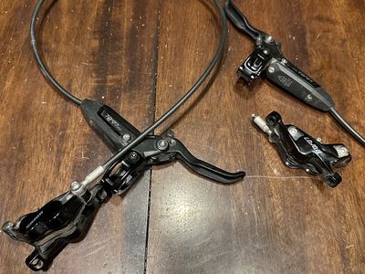2026 SRAM Level SLV 4 Piston Brakes