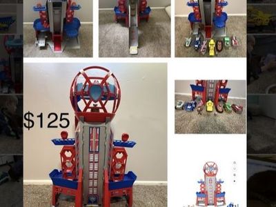 Paw Patrol Ultimate City Tower Playset & 9 Vehicles - Adventure Bay