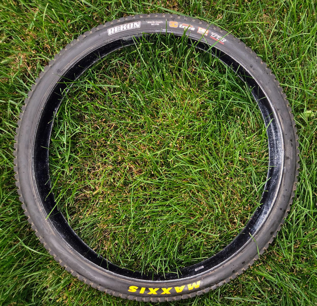 Maxxis Rekon Mountain Bike Tire 29 x 2.4 EXO+