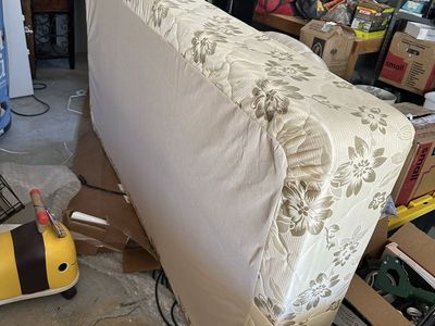 FREE twin box spring
