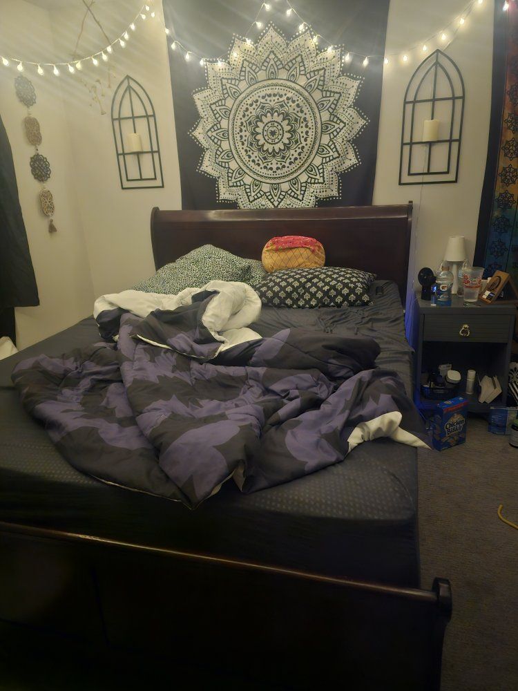 Queen Size Wooden Sleigh Bed