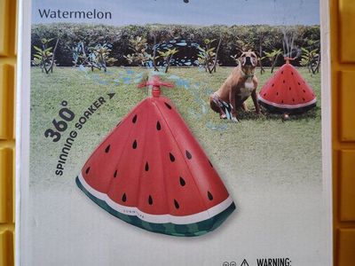 SUNNYLIFE Watermelon Pet Inflatable Sprinkler 25.5 Inch 360 Degree Soaker