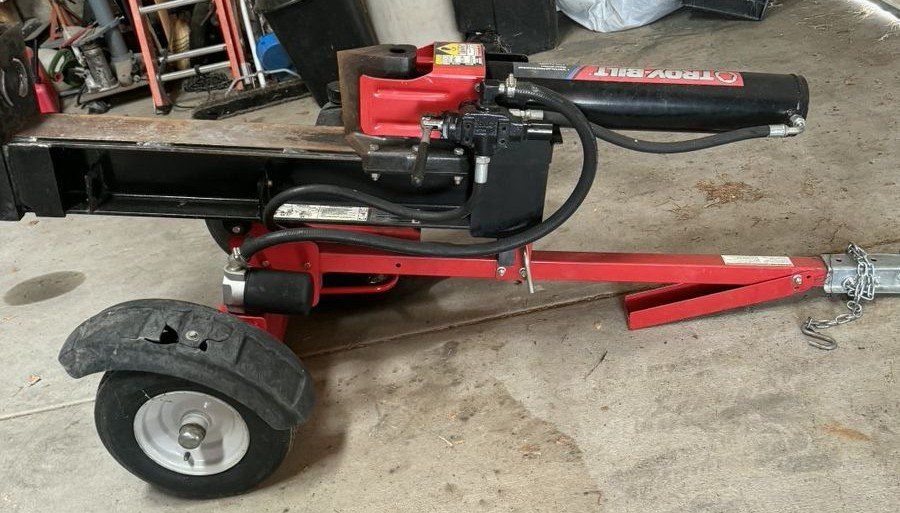 Troy-Bilt 27-Ton Log Splitter - Heavy-Duty Wood Splitting