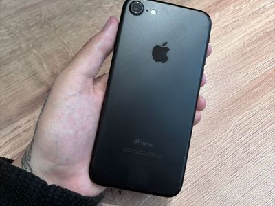 IPHONE 7 256GB - Unlocked