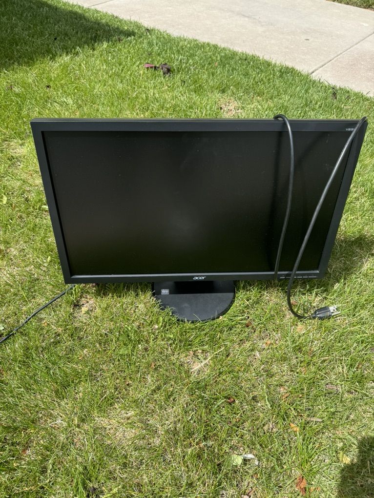 Acer Monitor (Great Condition)