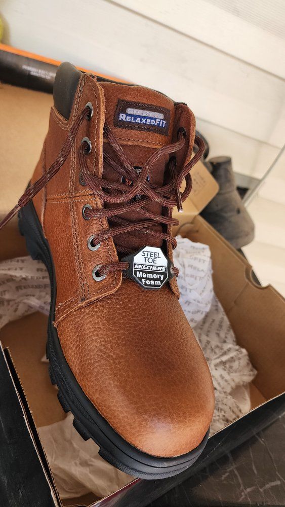 Skechers for Work: RelaxedFit Memory Foam Steel Toe Boots, Men's Size 9, Brown