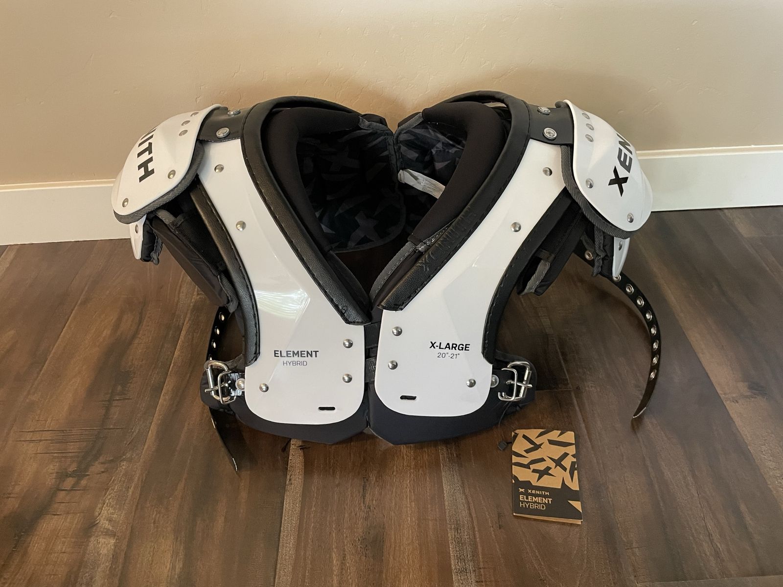 NEW Xenith Element Adult Football Pads