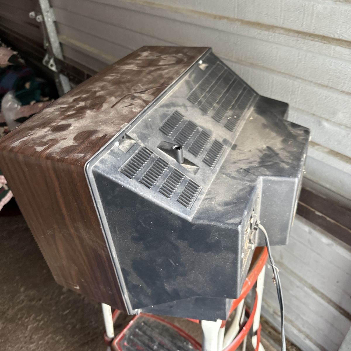 Main image 6