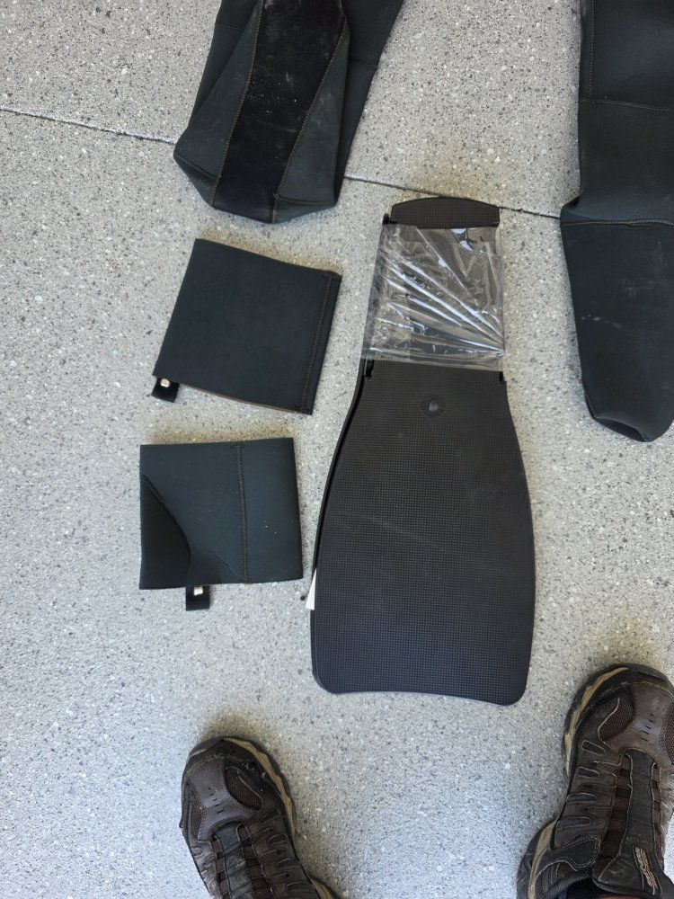 Main image 6