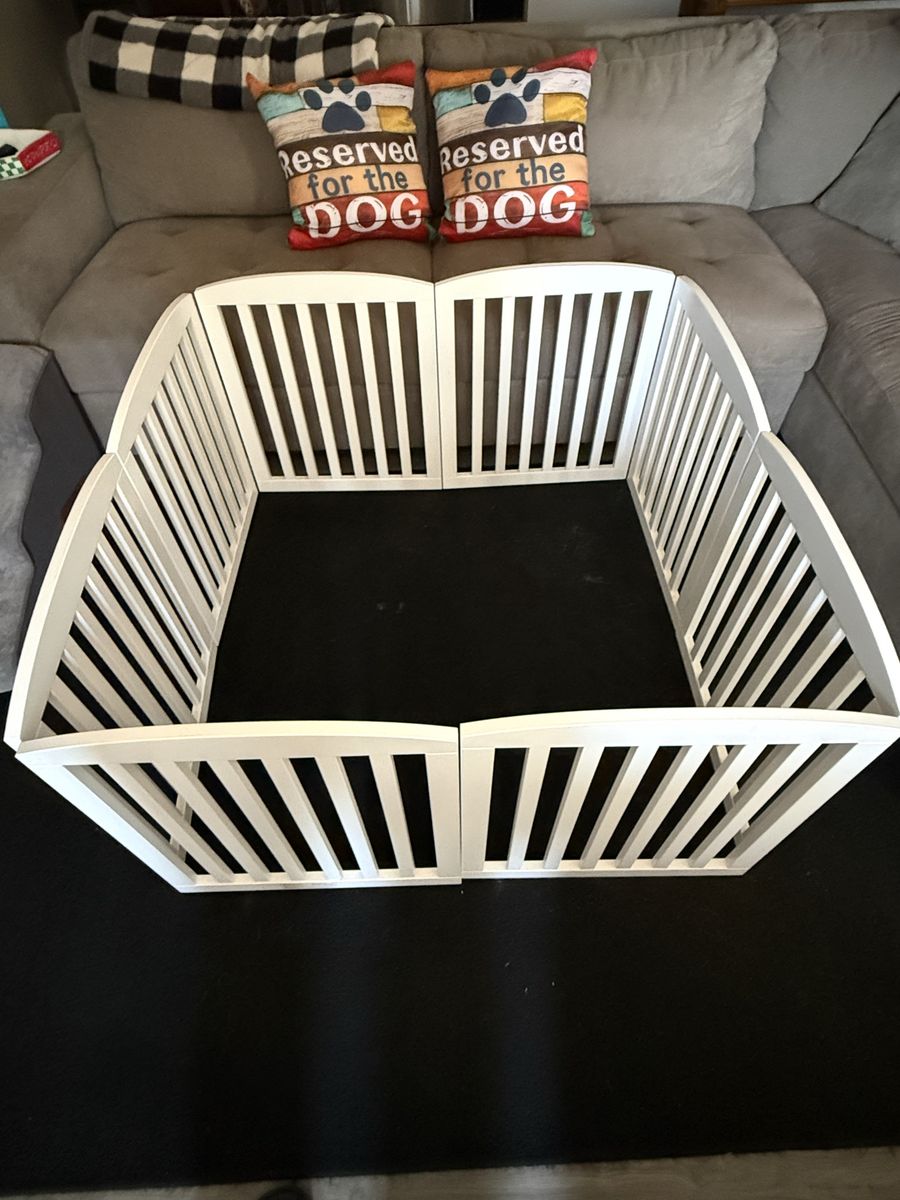 Dog Pen. Wooden Pet Playpen/Gate - Configurable, Expandable Design