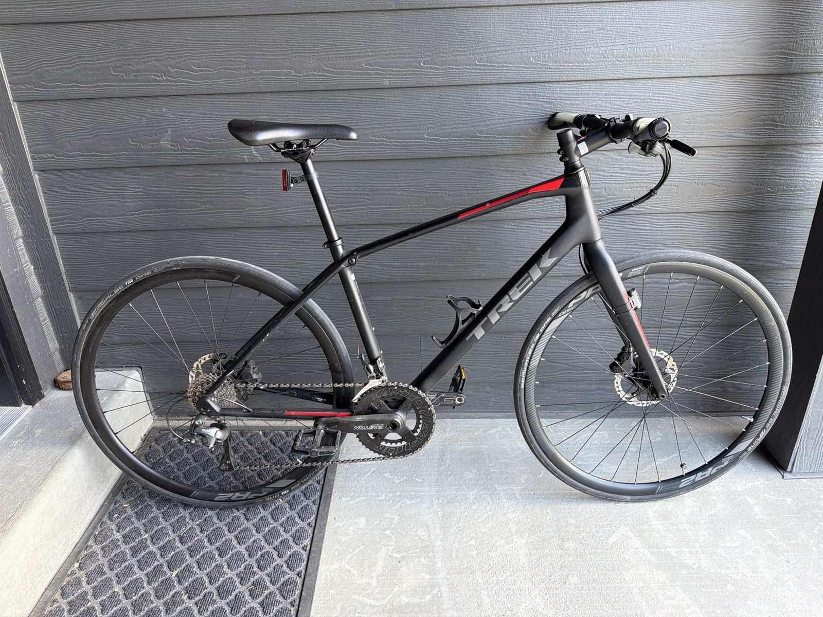 Trek FX 5 S Disc Carbon Medium Fitness Hybrid Bike