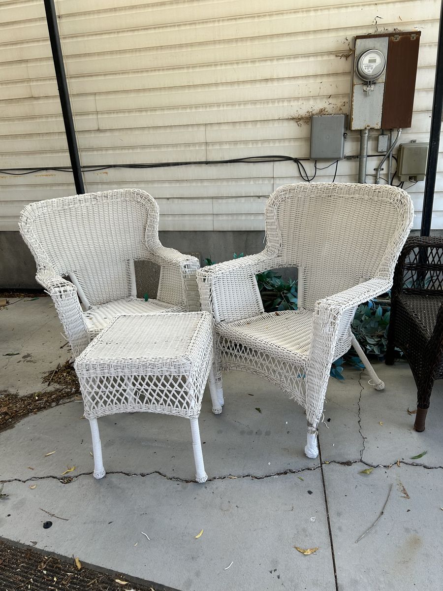 White Wicker Armchairs & Side Table Set - Patio Furniture, Vintage Style