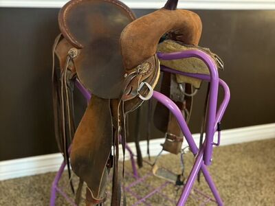 Double J Barrel Saddle