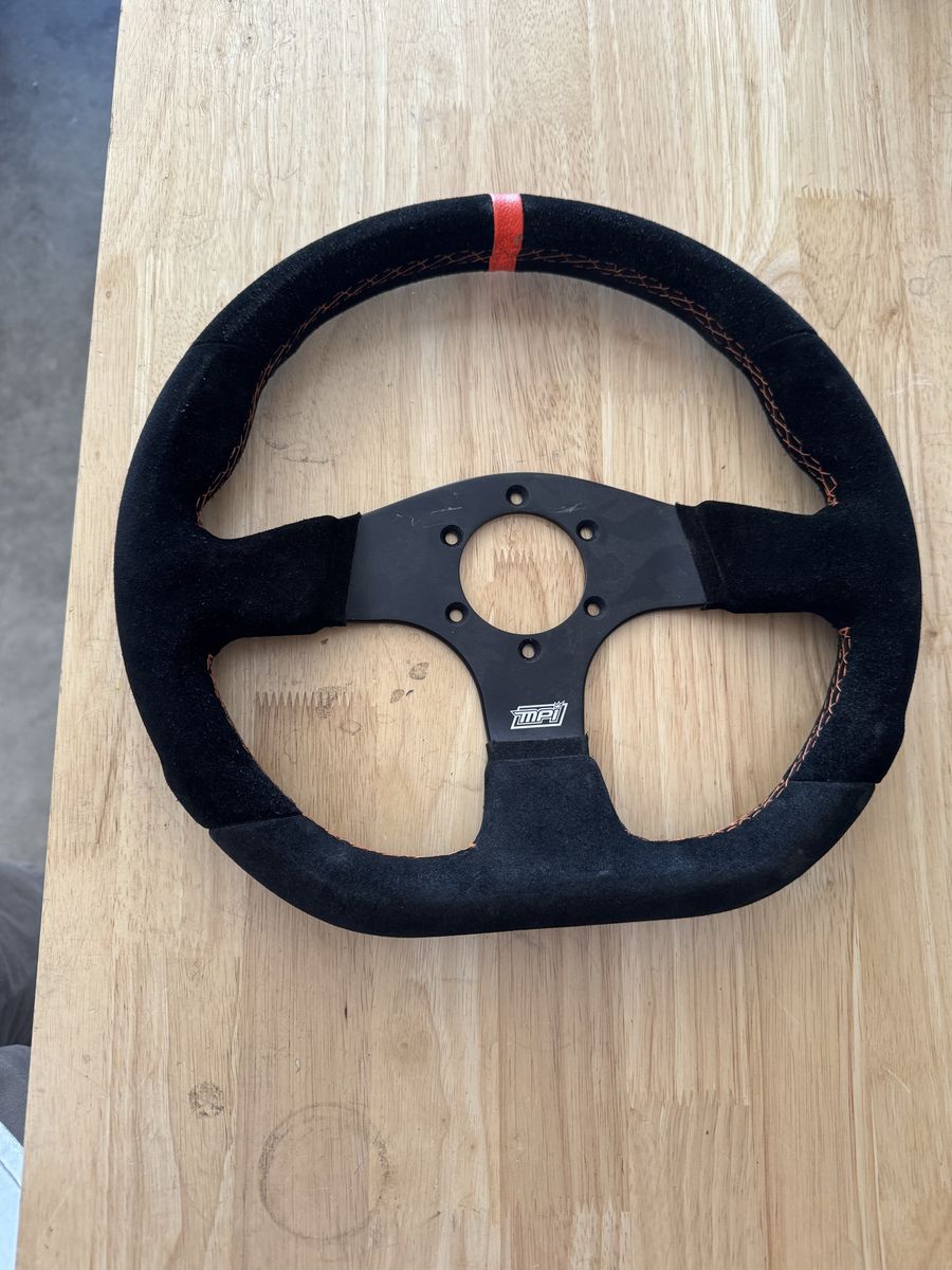 MPI 13” suede steering wheel