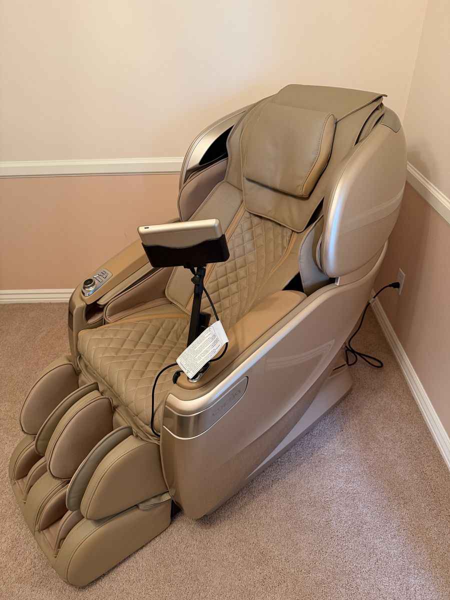 Luxury Full Body Massage Chair with Heat Therapy and Zero Gravity Recline