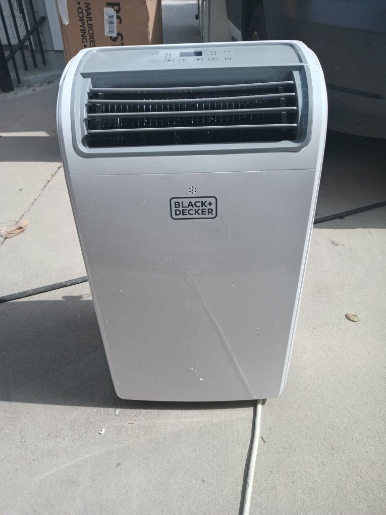 Black and Decker Portable Air Conditioner, Brand New in Open Box