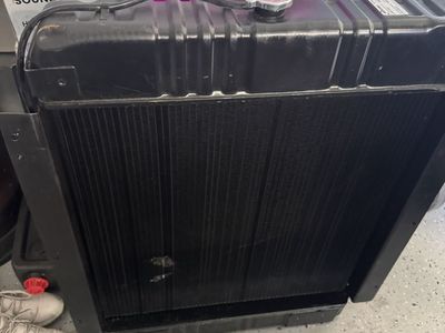 Universal Black Radiator - 24" x 29" with Cap - New