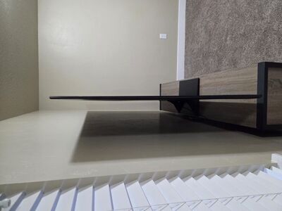 85 inch Samsung (( Has color issue ))