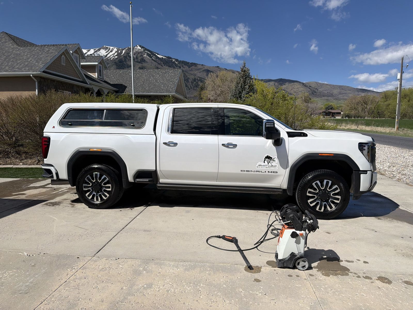 2024 GMC Sierra 3500HD Denali Ultimate