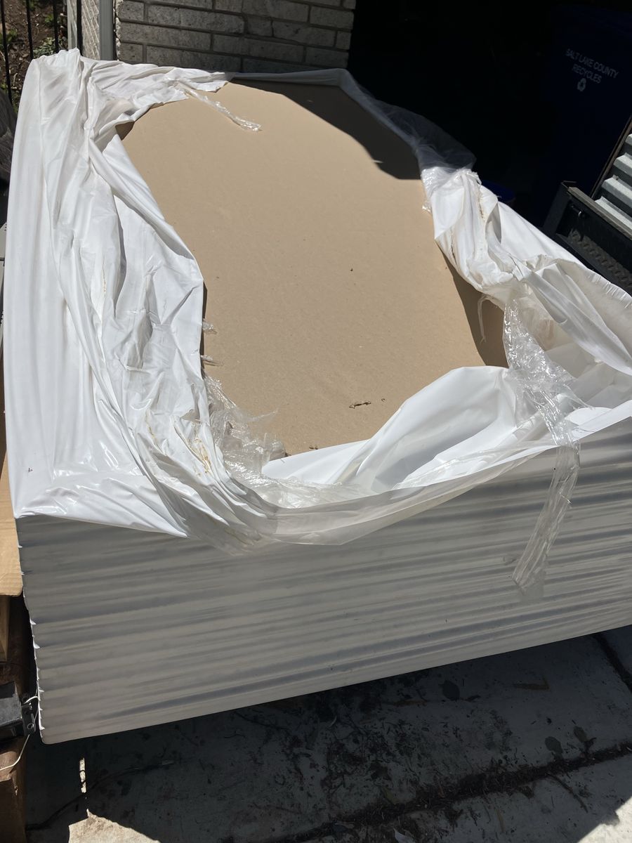 Foam Insulation Board 20 sheets 4x8x1 ($5 x 20 =$100.00)