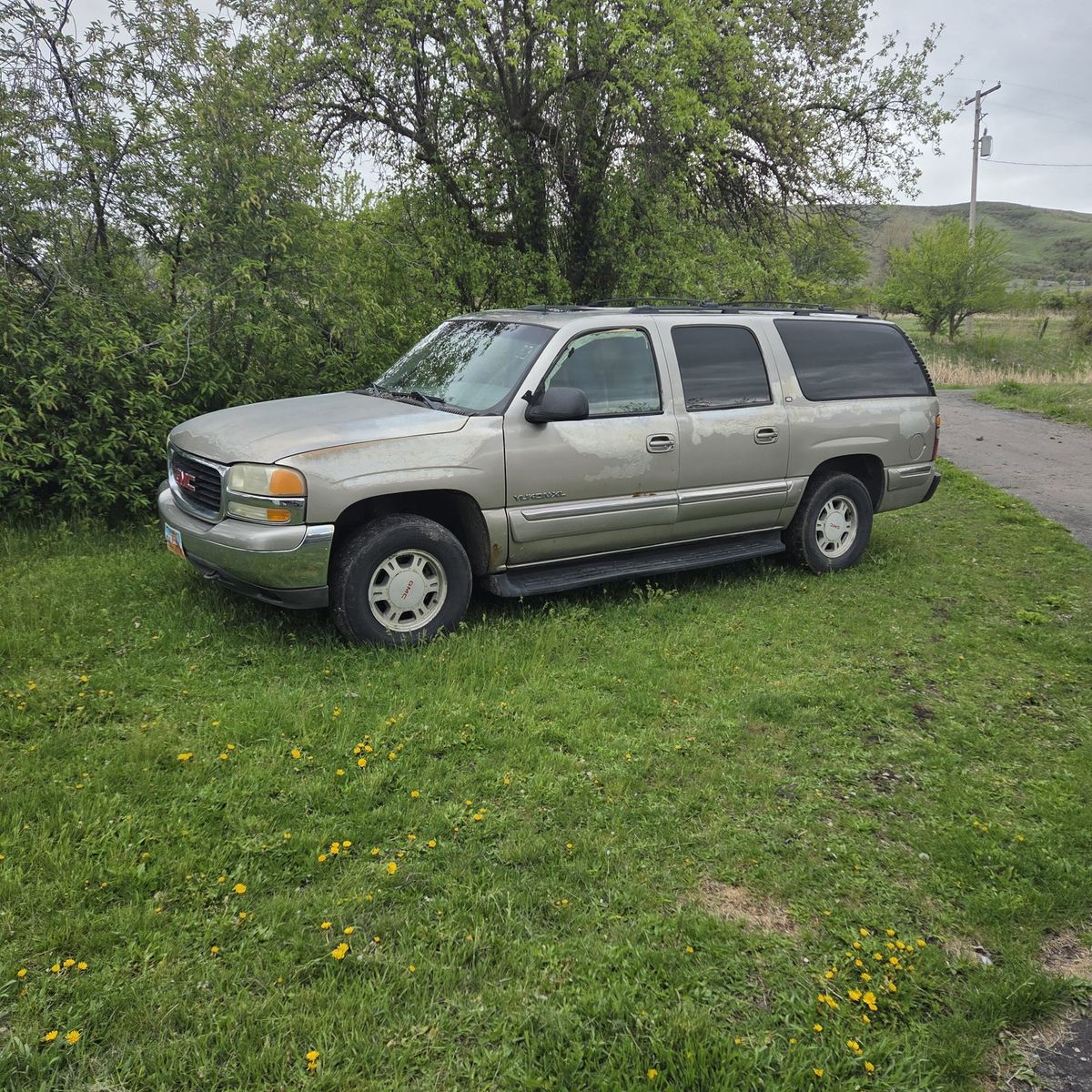 2002 CHEVROLET SUBURBAN