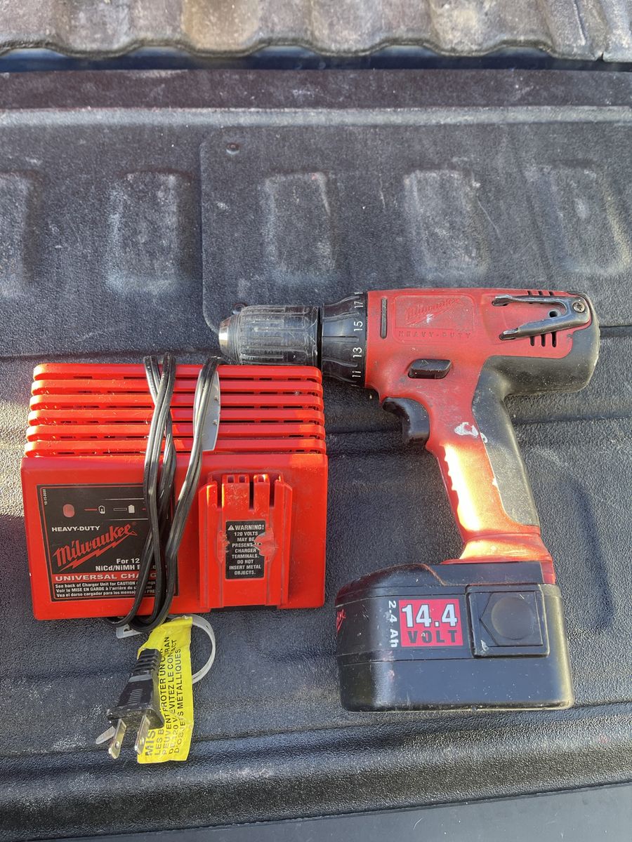 Milwaukee Heavy-Duty 14.4V Cordless Drill & Charger 2.4Ah NiCd/NiMH Universal $25