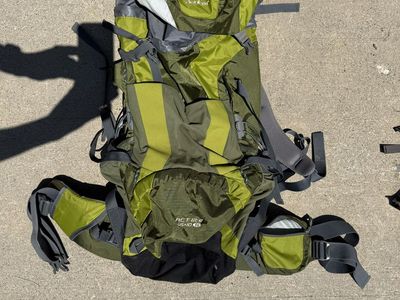 Deuter ACT Lite 45+10 SL Backpacking Pack Green Gray