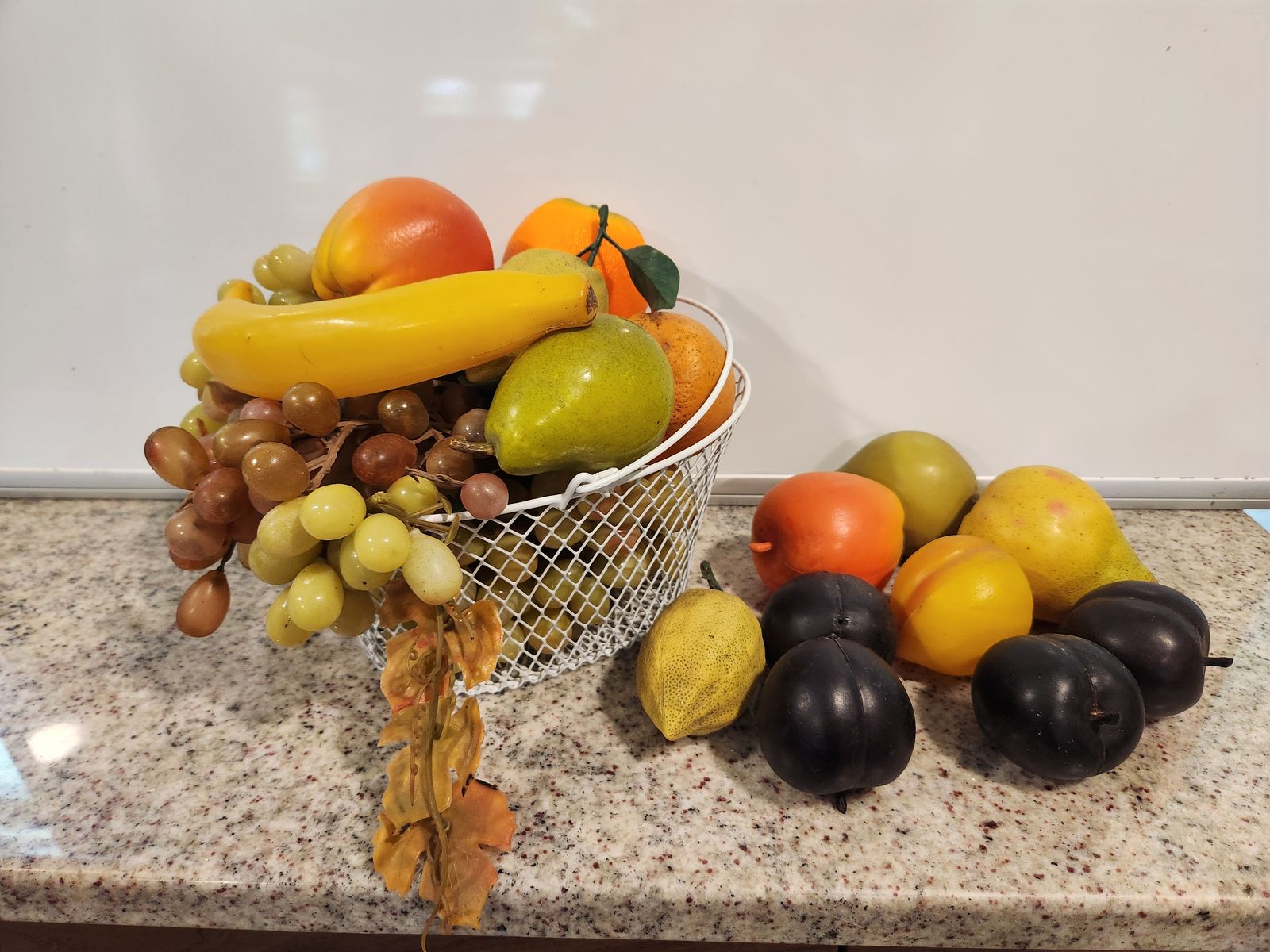 Decorative fruit