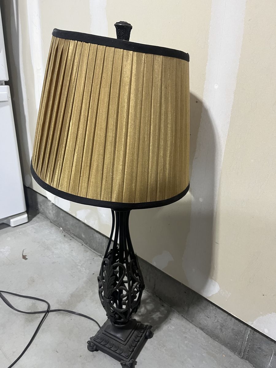 Metal lamp