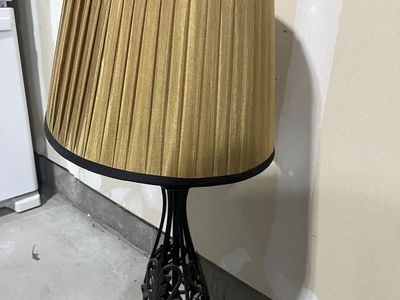 Metal lamp