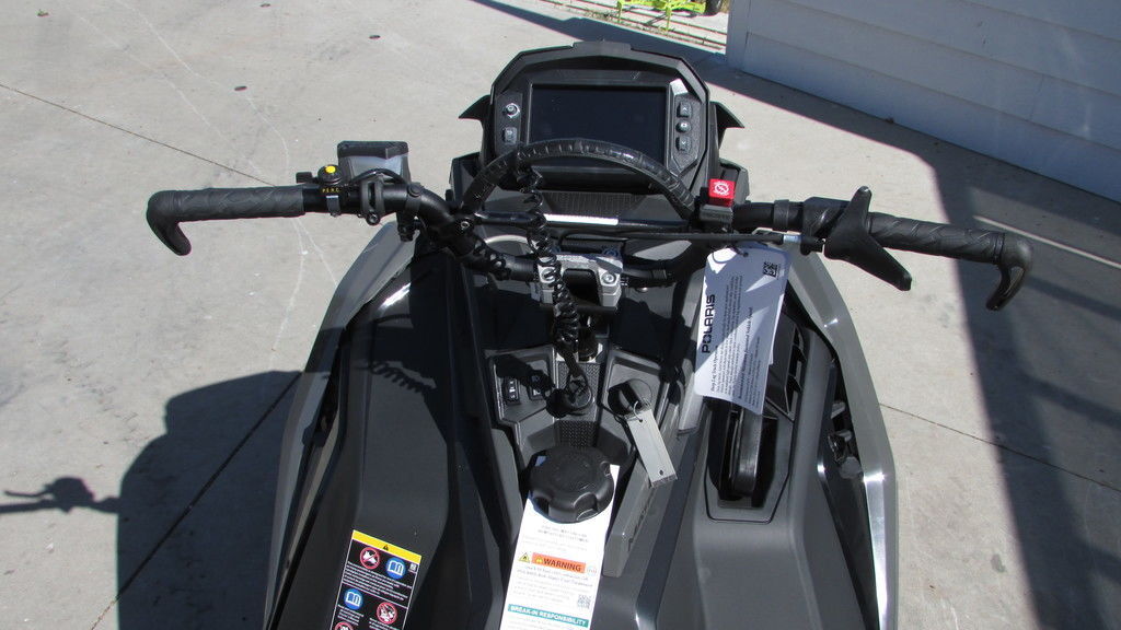 2025 Polaris® 9R PRO RMK 155 Shadow Gray / Gloss Black