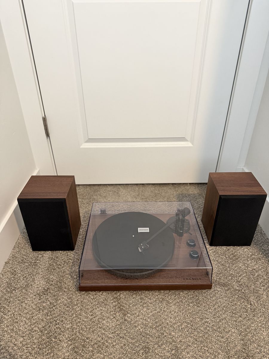 Crosley C62 Walnut Wood Bluetooth Turntable with Speakers - Great Condition